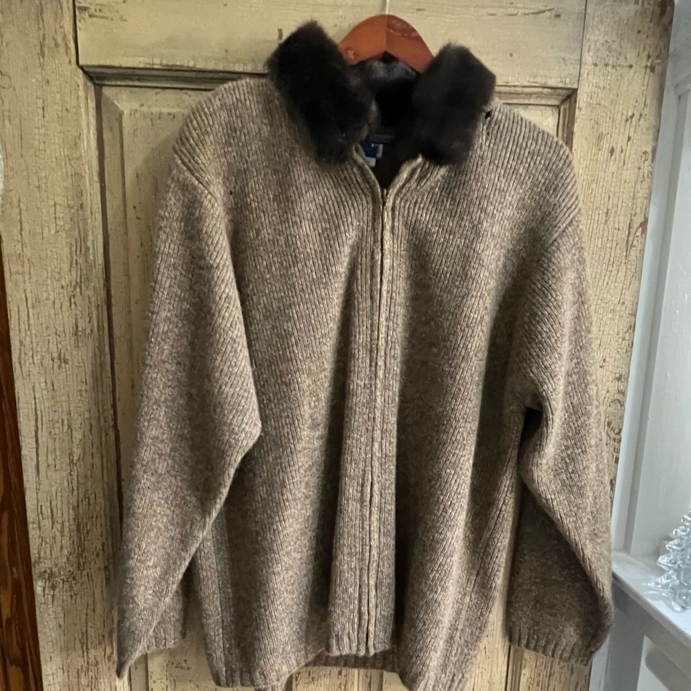 Venezia 100% Wool Zipper Front Cardigan - Removable Faux Fur Collar